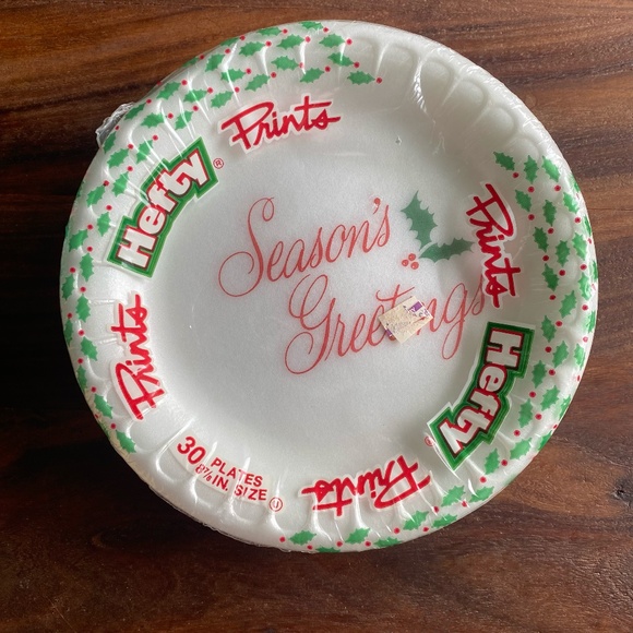 Vintage Hefty Prints Seasons Greetings 30 Plates Christmas Holiday Discontinued - Picture 1 of 2